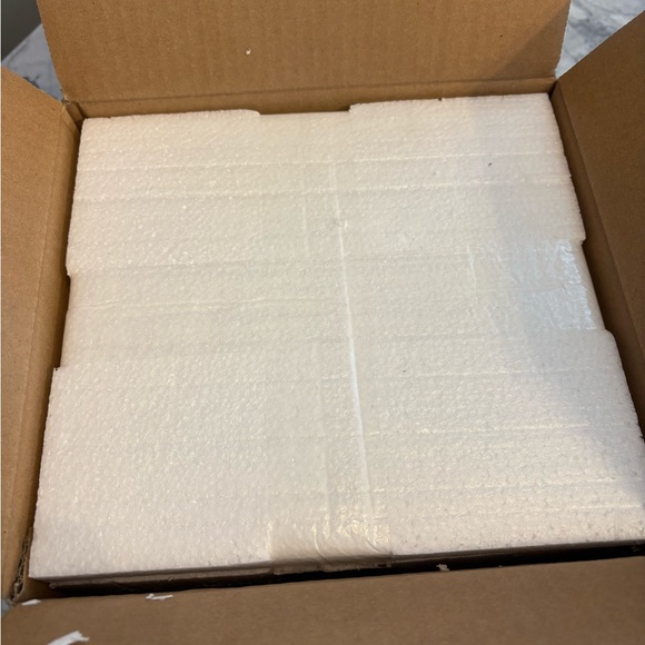 🆕MacKenzie-Childs Sterling Cottage Mugs Set of 4 - Picture 10 of 11